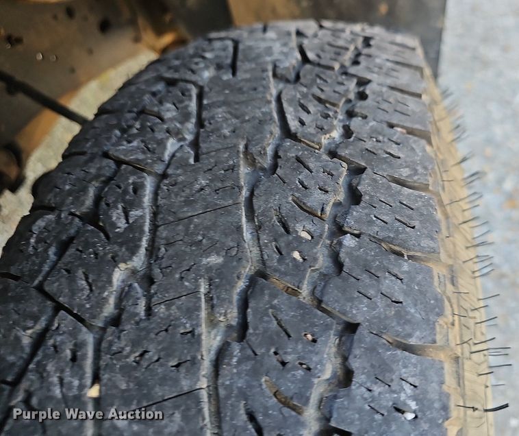 image for item NT9980 1991 Ford F250  pickup truck