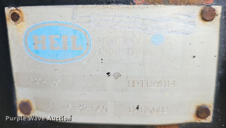 image for item NT9981 2003 International 2574  dump truck