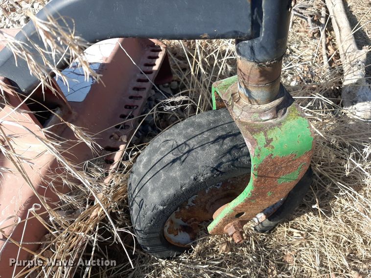 image for item NV9271 Brush Hog RDTH72  finish mower