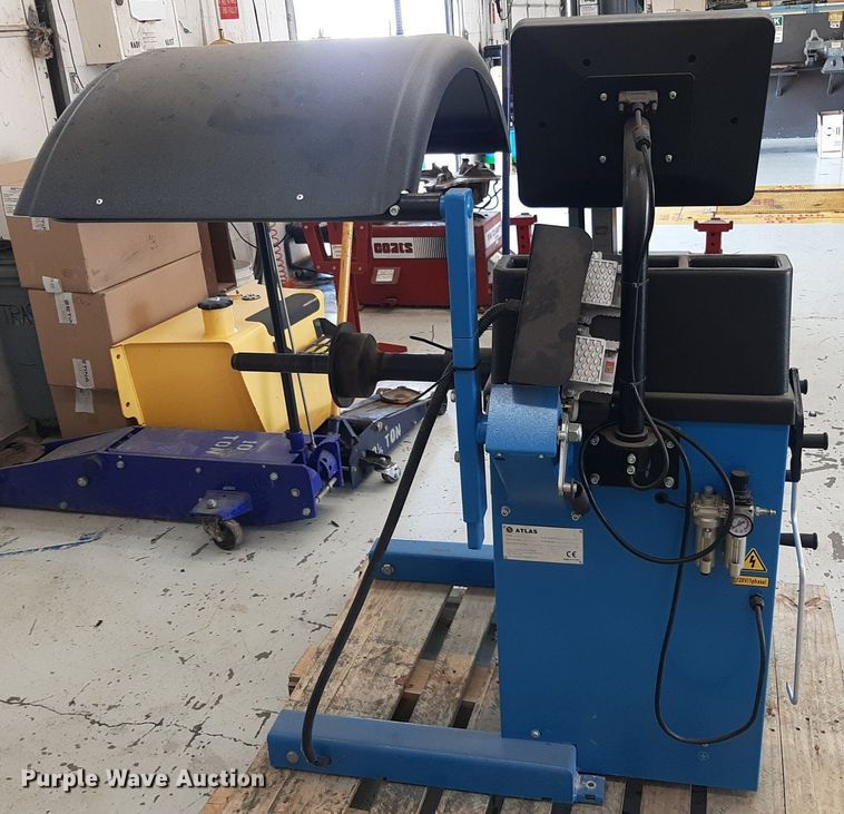 image for item NV9293 2019 Atlas Equipment WBT-210 tire balancer