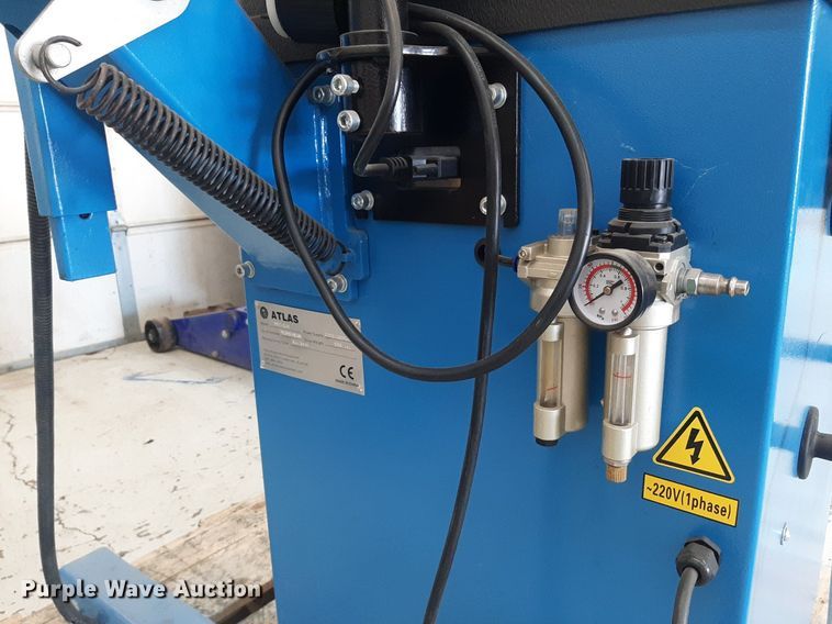 image for item NV9293 2019 Atlas Equipment WBT-210 tire balancer