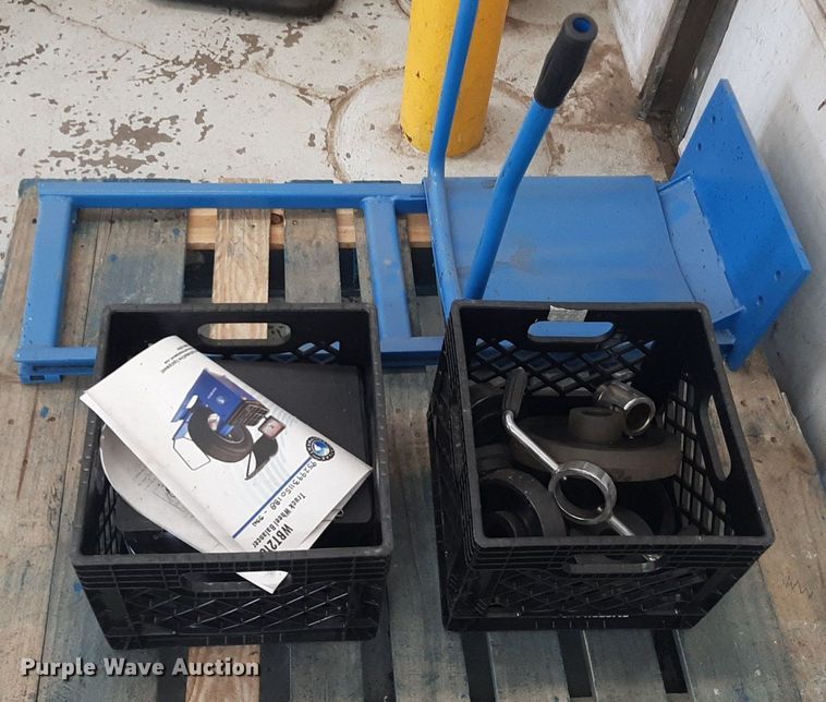 image for item NV9293 2019 Atlas Equipment WBT-210 tire balancer