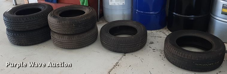 image for item NV9294 (7) tires