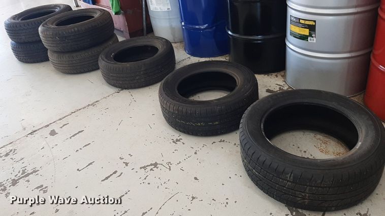 image for item NV9294 (7) tires