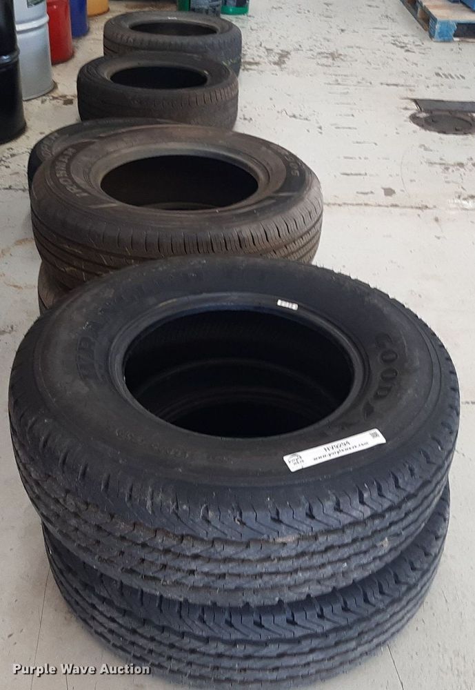 image for item NV9294 (7) tires