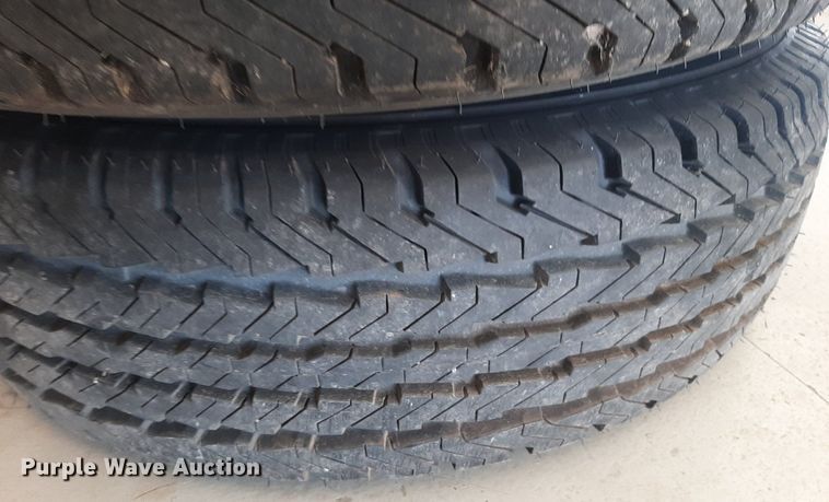 image for item NV9294 (7) tires
