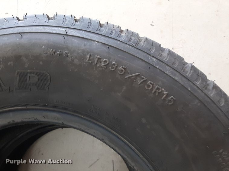 image for item NV9294 (7) tires