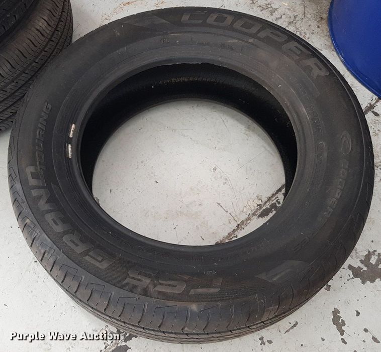 image for item NV9294 (7) tires