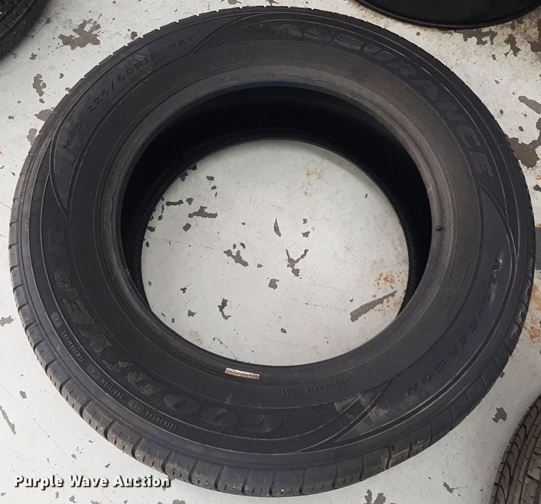 image for item NV9294 (7) tires