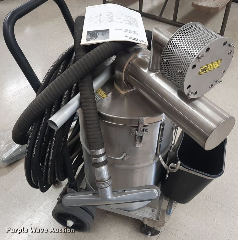 image for item NV9296 Nilfisk-Advance EXP1-75A compressed air vacuum