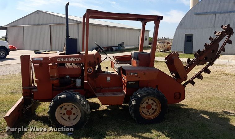image for item NV9297 Ditch Witch R40  trencher
