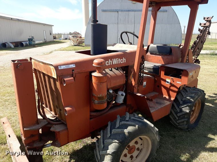 image for item NV9297 Ditch Witch R40  trencher