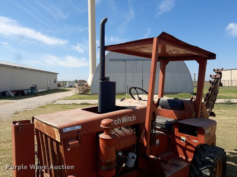 image for item NV9297 Ditch Witch R40  trencher