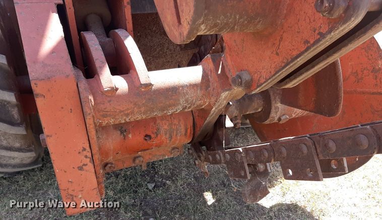 image for item NV9297 Ditch Witch R40  trencher