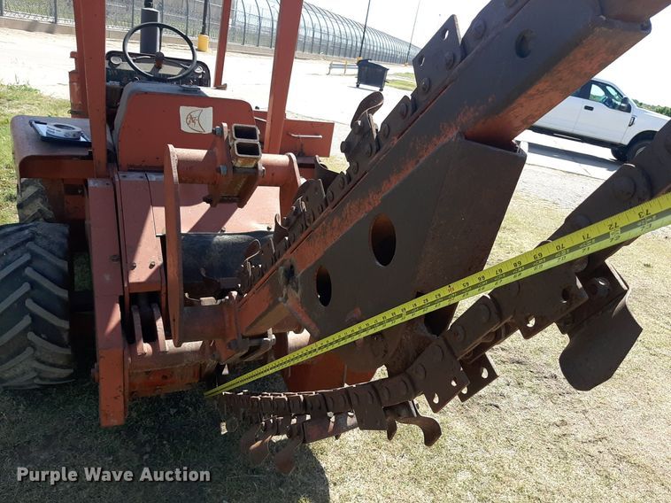 image for item NV9297 Ditch Witch R40  trencher
