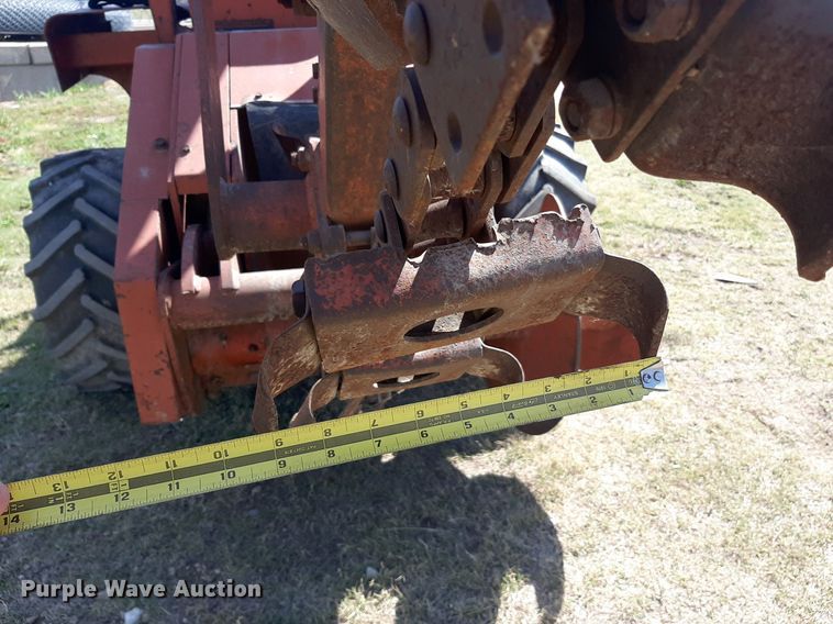image for item NV9297 Ditch Witch R40  trencher