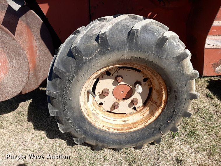 image for item NV9297 Ditch Witch R40  trencher