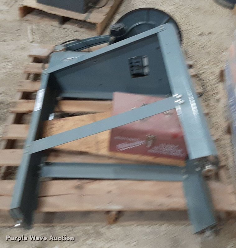 image for item NV9300 Scroll saw