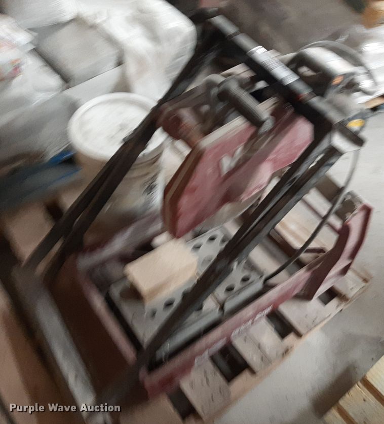 image for item NV9301 MK 2000 masonry saw