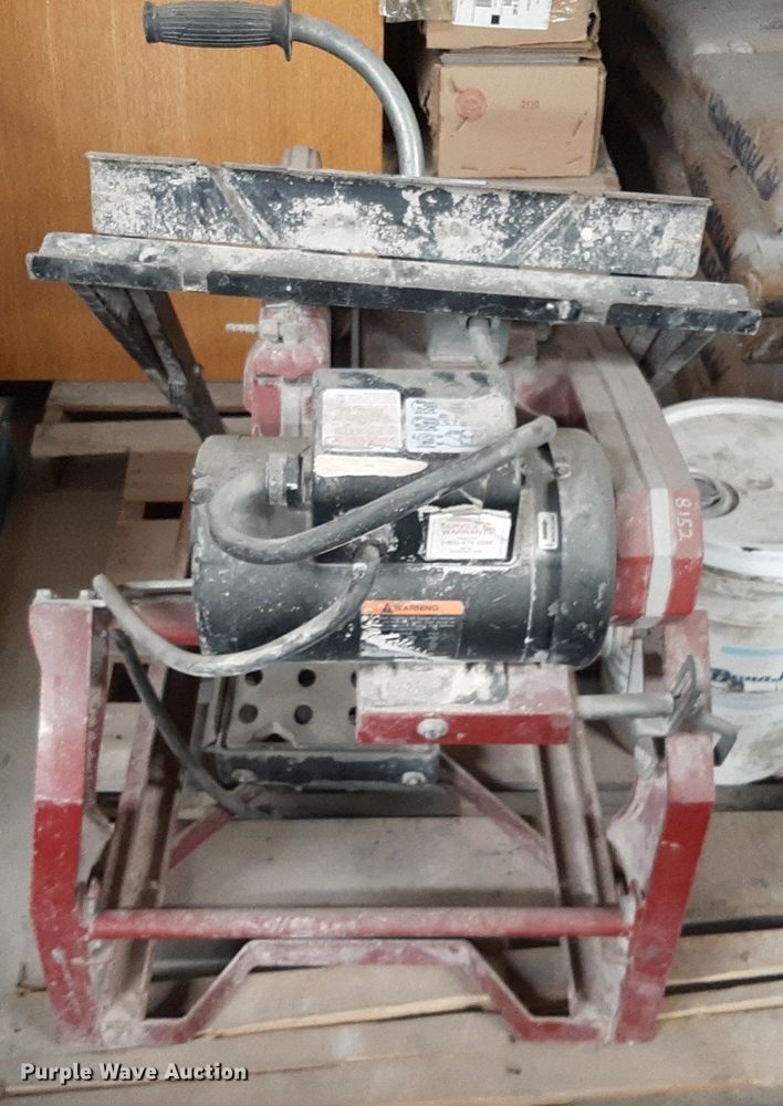 image for item NV9301 MK 2000 masonry saw