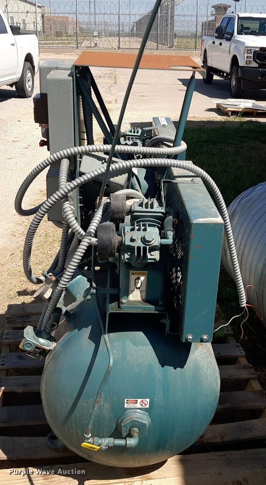 image for item NV9302 Curtis ES-06D  air compressor