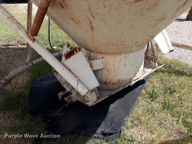 image for item NV9303 Gar-Bro 440-R  Concrete dispener