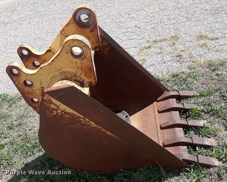 image for item NV9304 Gannon  excavator bucket