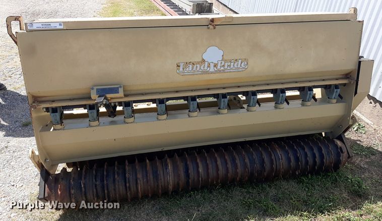 image for item NV9306 Land Pride PS1572  seeder