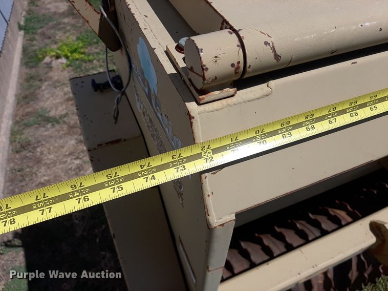 image for item NV9306 Land Pride PS1572  seeder