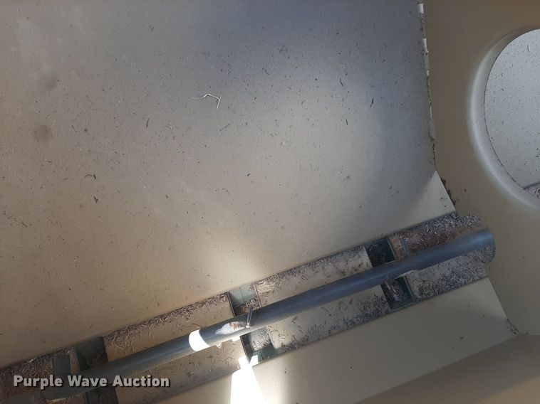 image for item NV9306 Land Pride PS1572  seeder