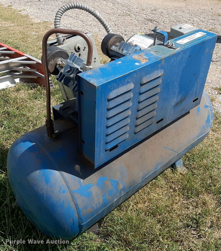 image for item NV9308 Emglo F34S-30S  air compressor