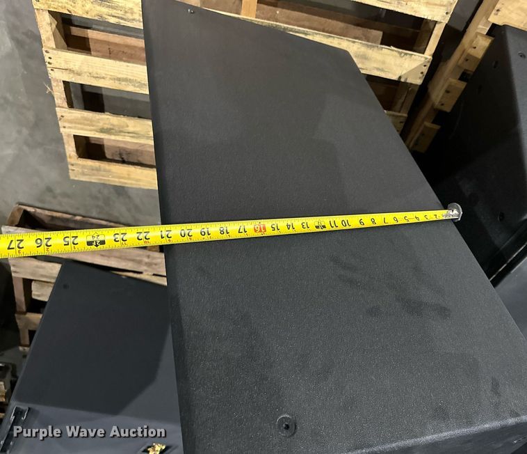 image for item NX9719 (11) JBL PD7164 arena speakers