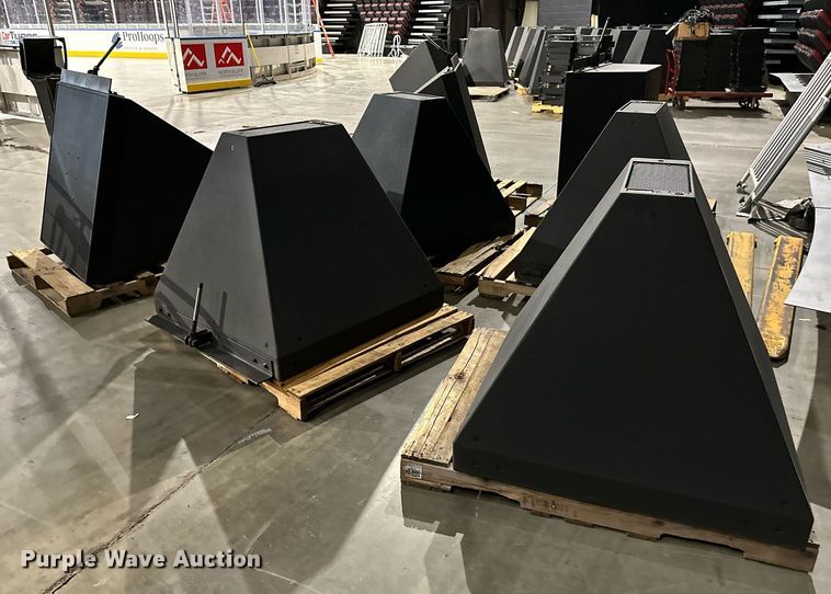 image for item NX9720 (7) JBL arena speakers