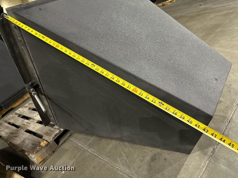 image for item NX9721 (30) JBL arena speakers