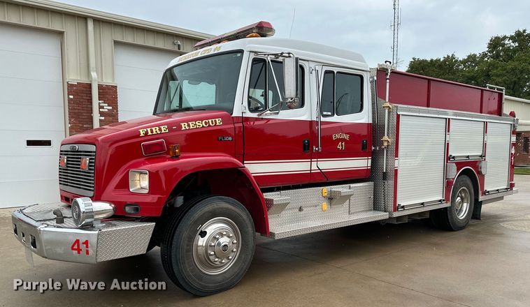 image for item NX9737 1999 Freightliner FL106  pumper fire truck