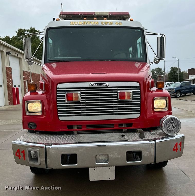 image for item NX9737 1999 Freightliner FL106  pumper fire truck