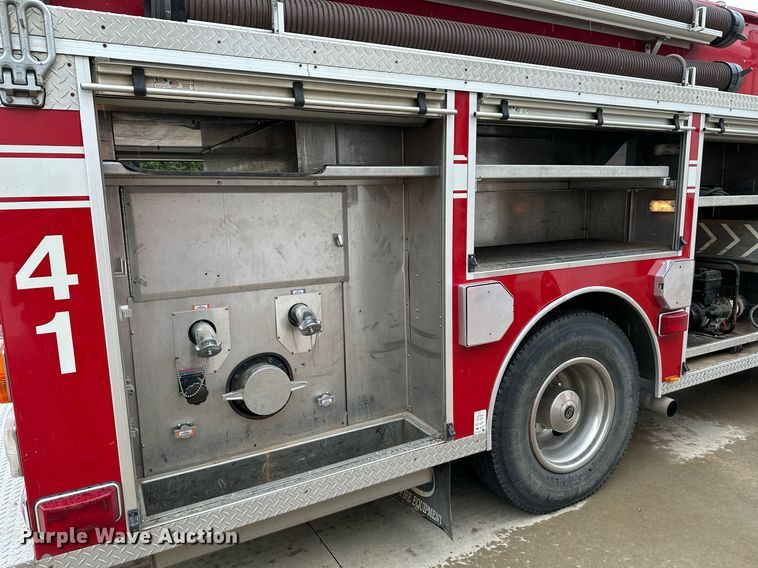 image for item NX9737 1999 Freightliner FL106  pumper fire truck