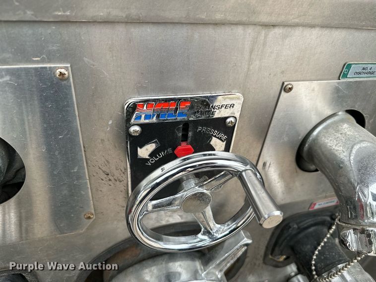 image for item NX9737 1999 Freightliner FL106  pumper fire truck