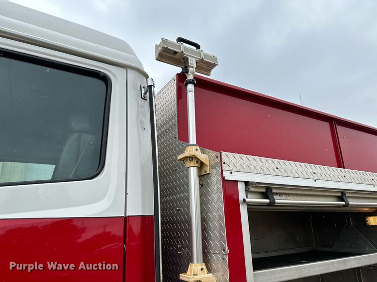 image for item NX9737 1999 Freightliner FL106  pumper fire truck