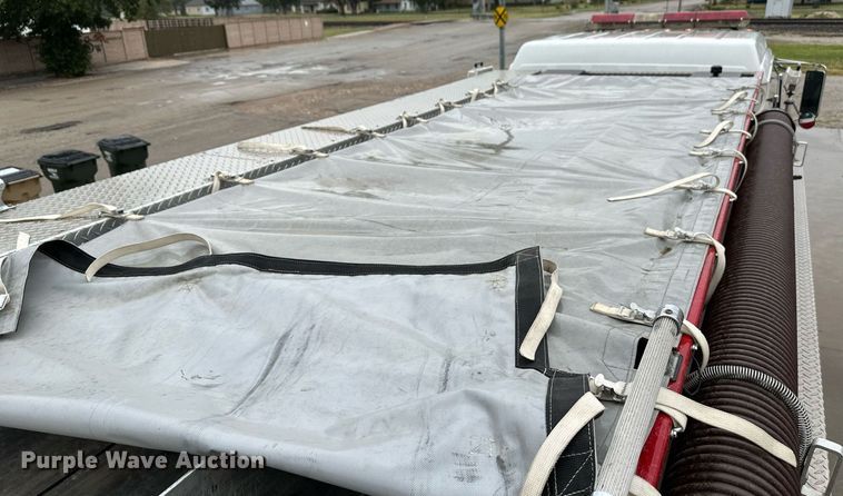 image for item NX9737 1999 Freightliner FL106  pumper fire truck