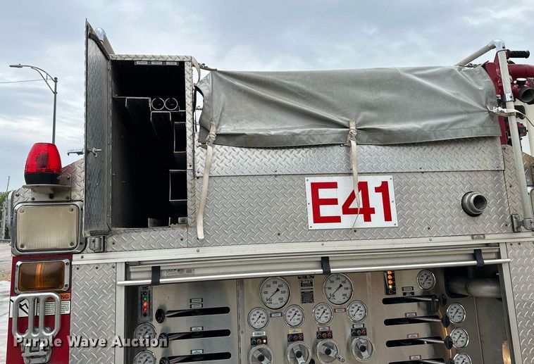 image for item NX9737 1999 Freightliner FL106  pumper fire truck