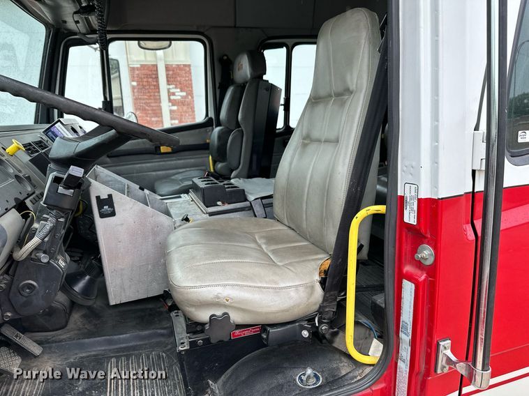 image for item NX9737 1999 Freightliner FL106  pumper fire truck