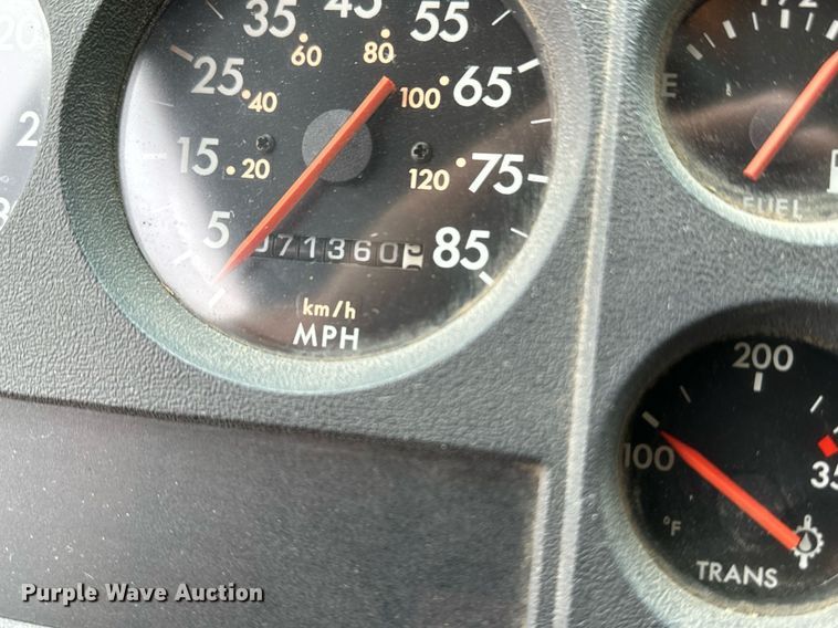 image for item NX9737 1999 Freightliner FL106  pumper fire truck