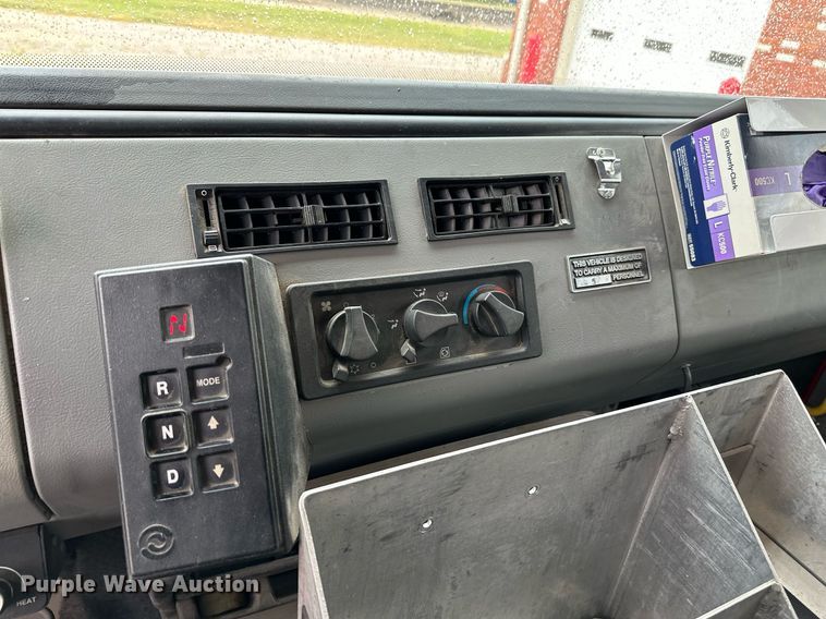 image for item NX9737 1999 Freightliner FL106  pumper fire truck