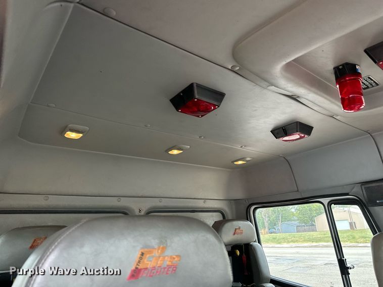 image for item NX9737 1999 Freightliner FL106  pumper fire truck