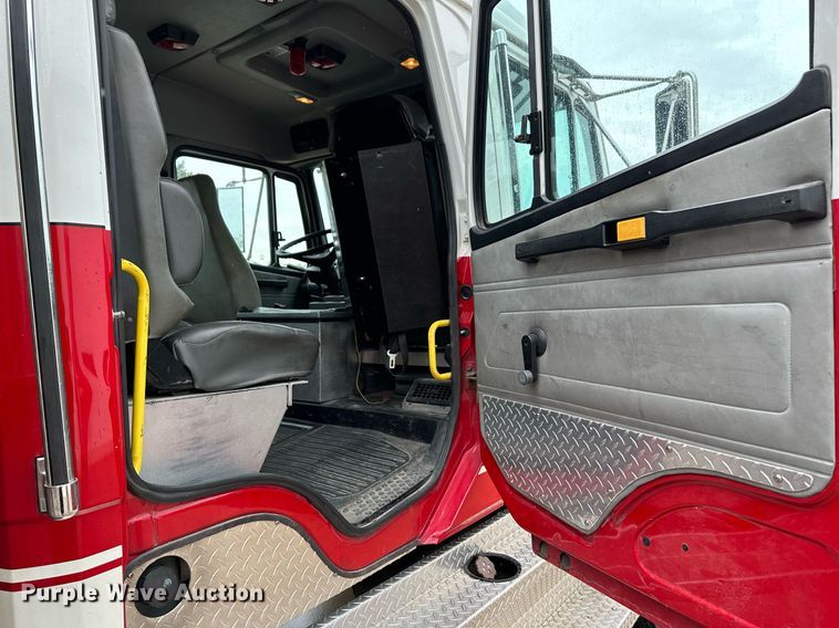 image for item NX9737 1999 Freightliner FL106  pumper fire truck