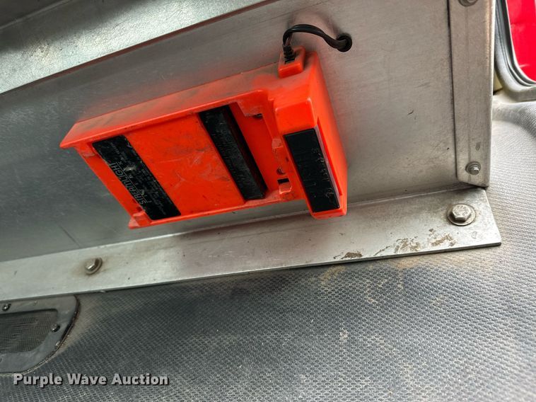 image for item NX9737 1999 Freightliner FL106  pumper fire truck