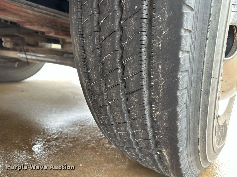 image for item NX9737 1999 Freightliner FL106  pumper fire truck