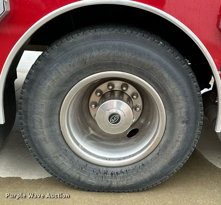 image for item NX9737 1999 Freightliner FL106  pumper fire truck