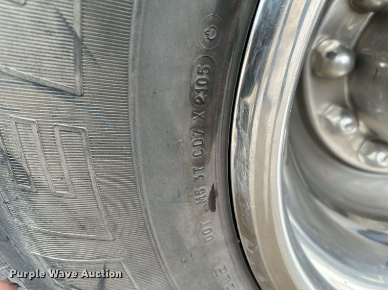 image for item NX9737 1999 Freightliner FL106  pumper fire truck